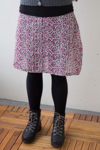 kjol prickig (1 av 1)-2